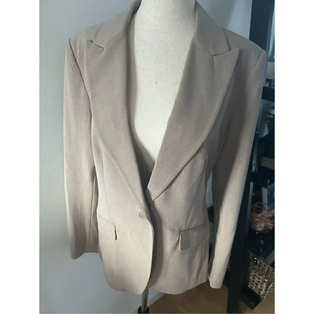 New work and company brown tan blazer new size 8